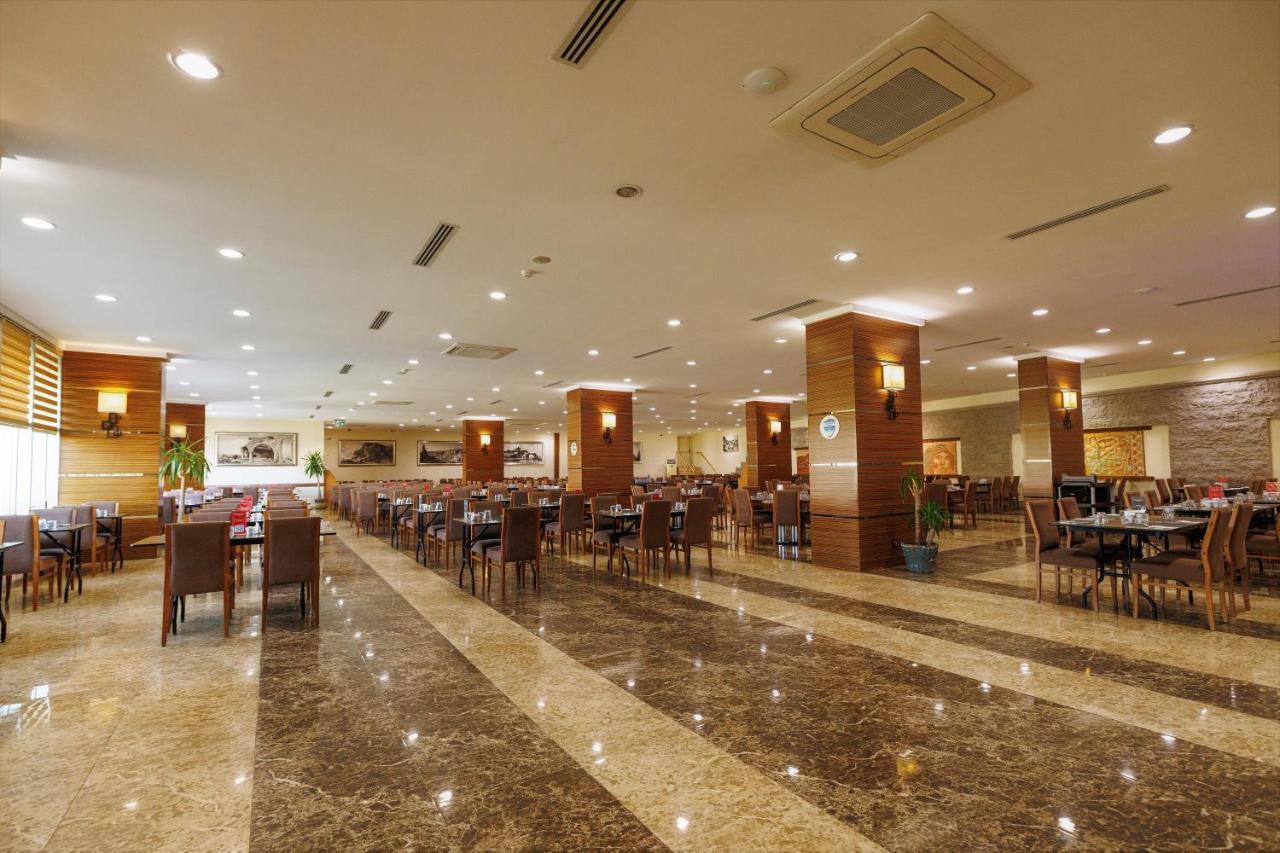 Ramada By Wyndham Cappadocia Hotel Ortahisar Exterior foto